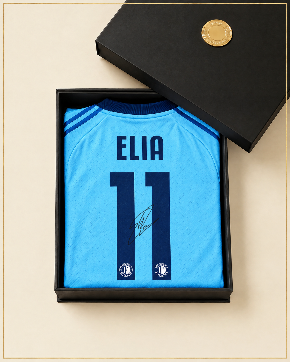 Feyenoord-uitshirt 2016/17 met ELIA 11 en de handtekening van Eljero Elia, in de MysteryKitz-doos