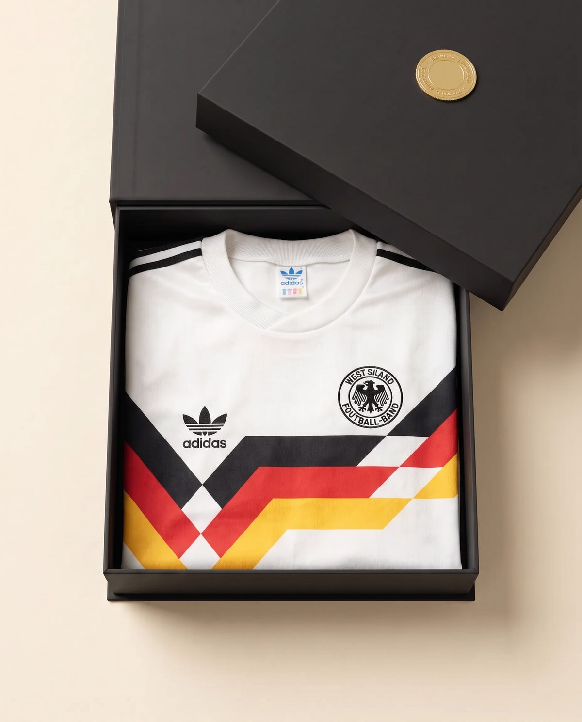 Voorbeeld: retroshirt in de zwarte MysteryKitz-doos